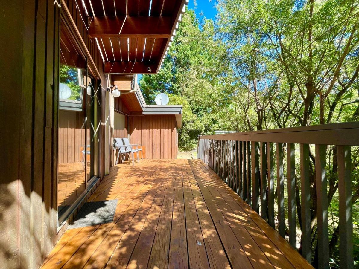 Sublime Cedar Lodge Leura Exterior foto